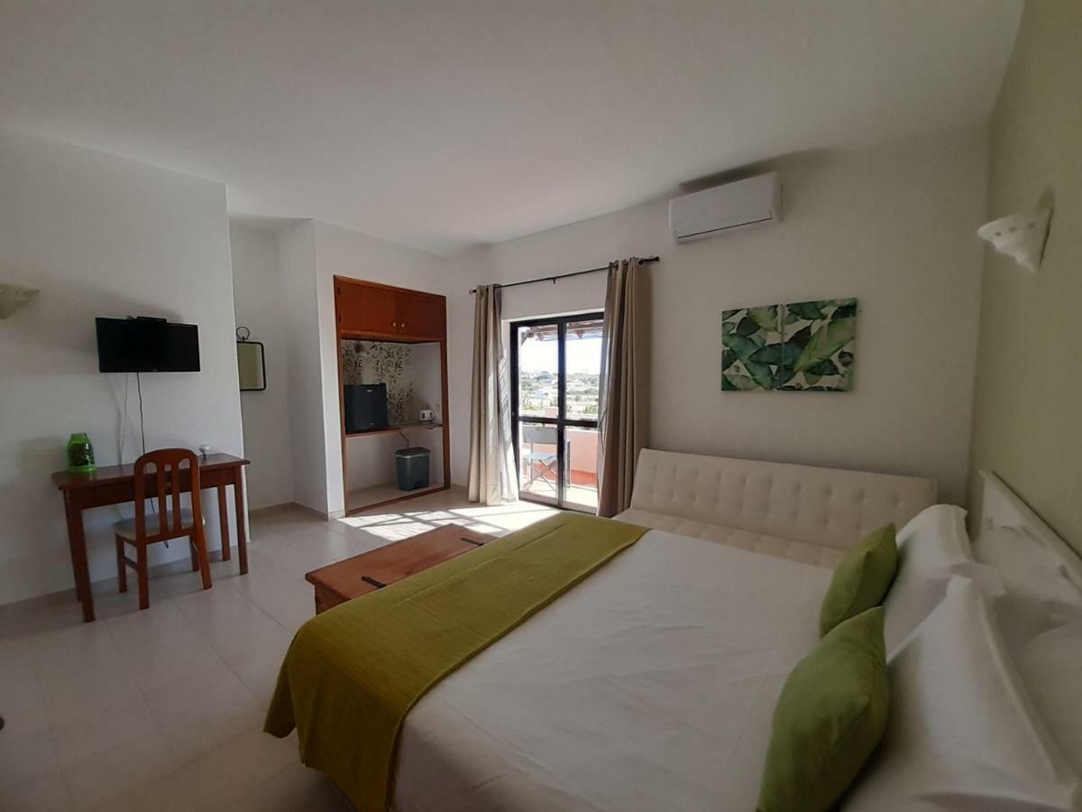 ホテル Casa Rosa Montes Luz エクステリア 写真